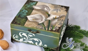 Wooden Box with Lilies