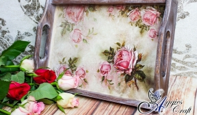Romantic tray with roses