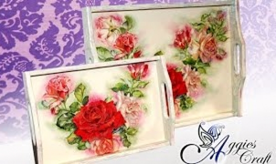 Wooden tray with shading and single step crackles