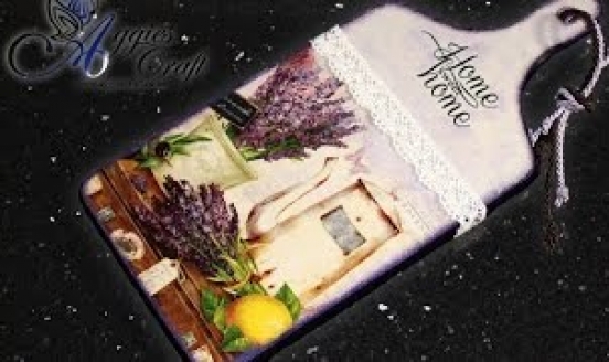 Chopping board with lace